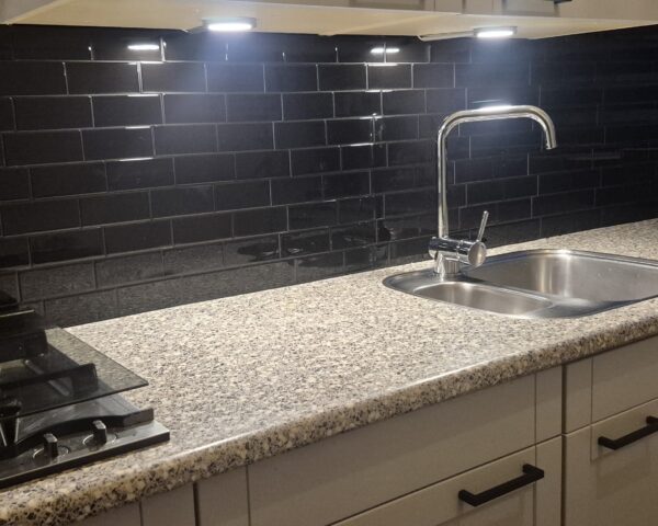 Tegelsticker Zwart Metro Klantfoto