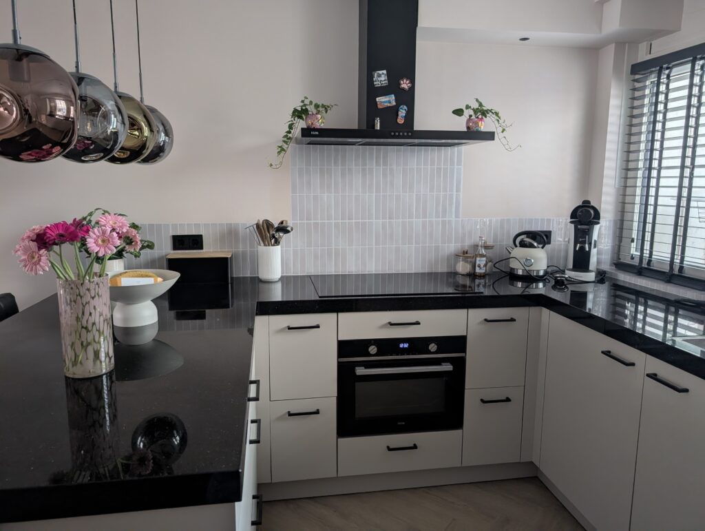 Afbeelding #1 van Eline M.