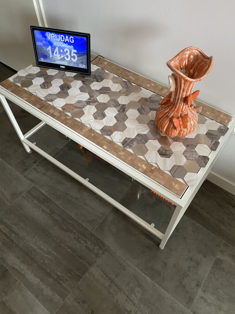 Afbeelding #1 van Thea van den Heuvel