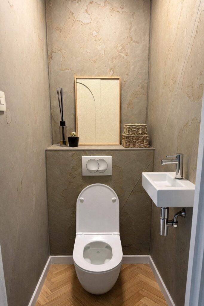 Afbeelding #1 van Femy B.