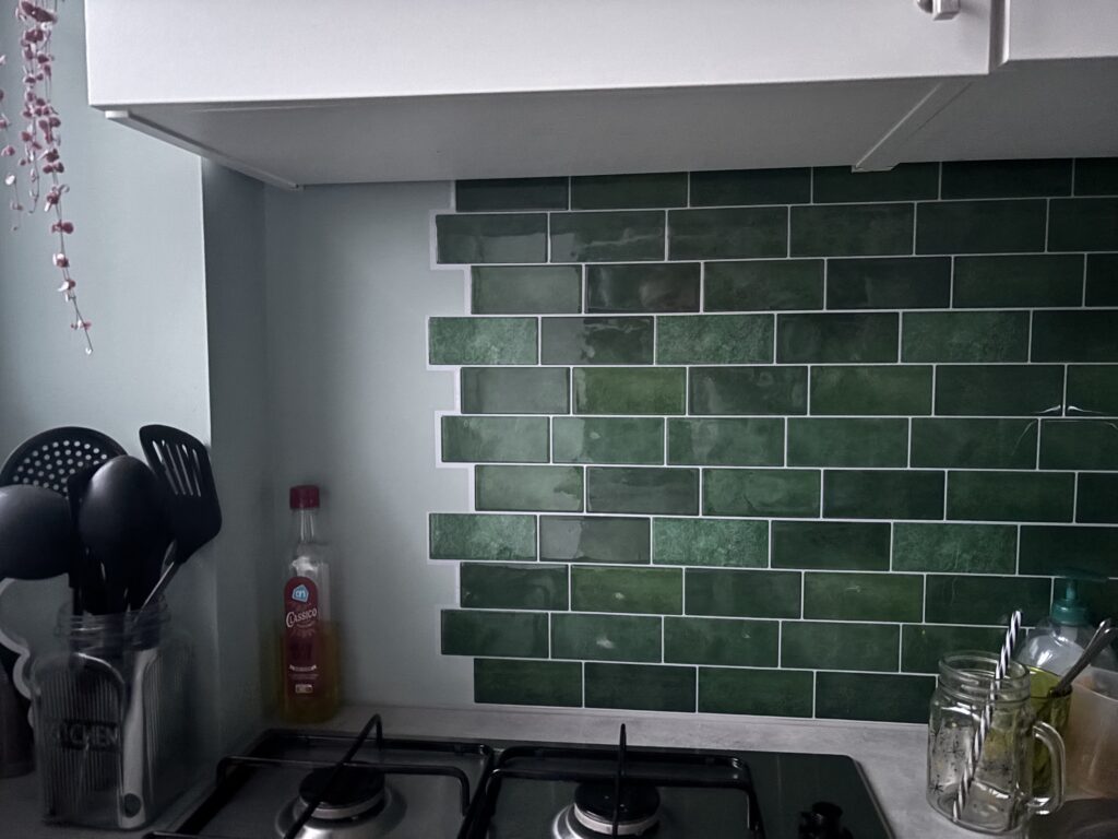 Afbeelding #3 van Andrea