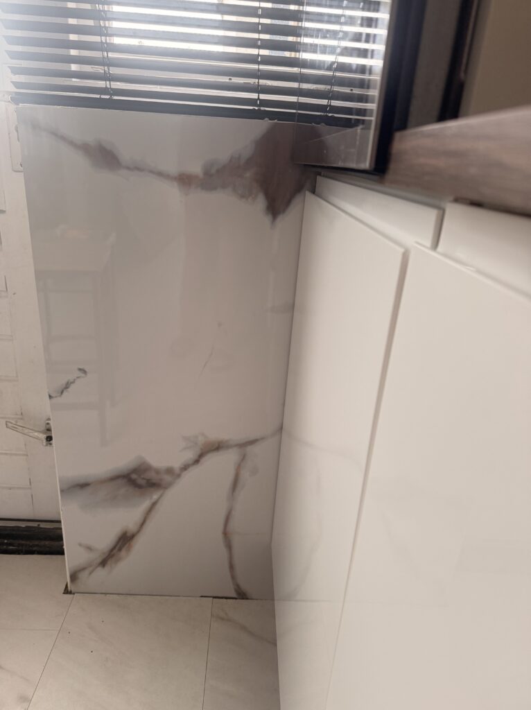 Afbeelding #2 van Sara K.