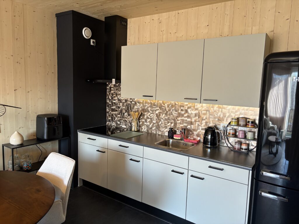 Afbeelding #2 van Ellen