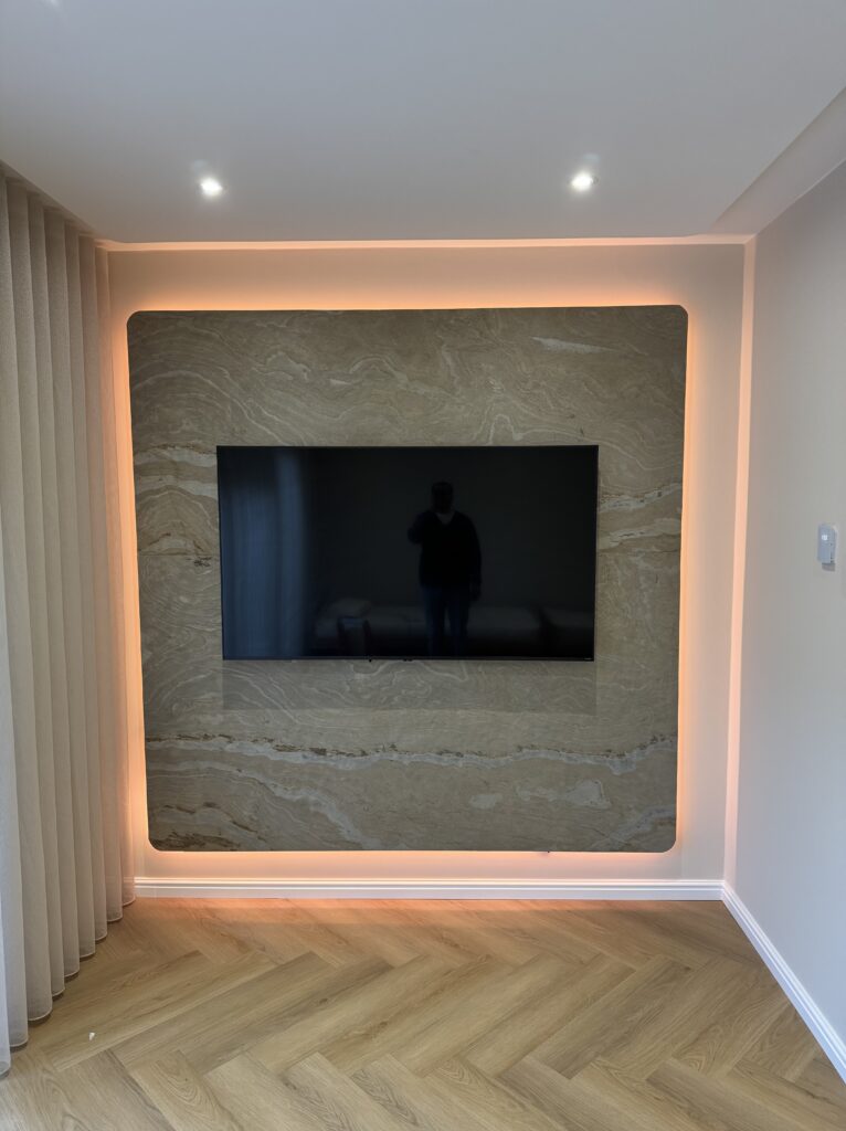 Afbeelding #1 van J. Assayhi